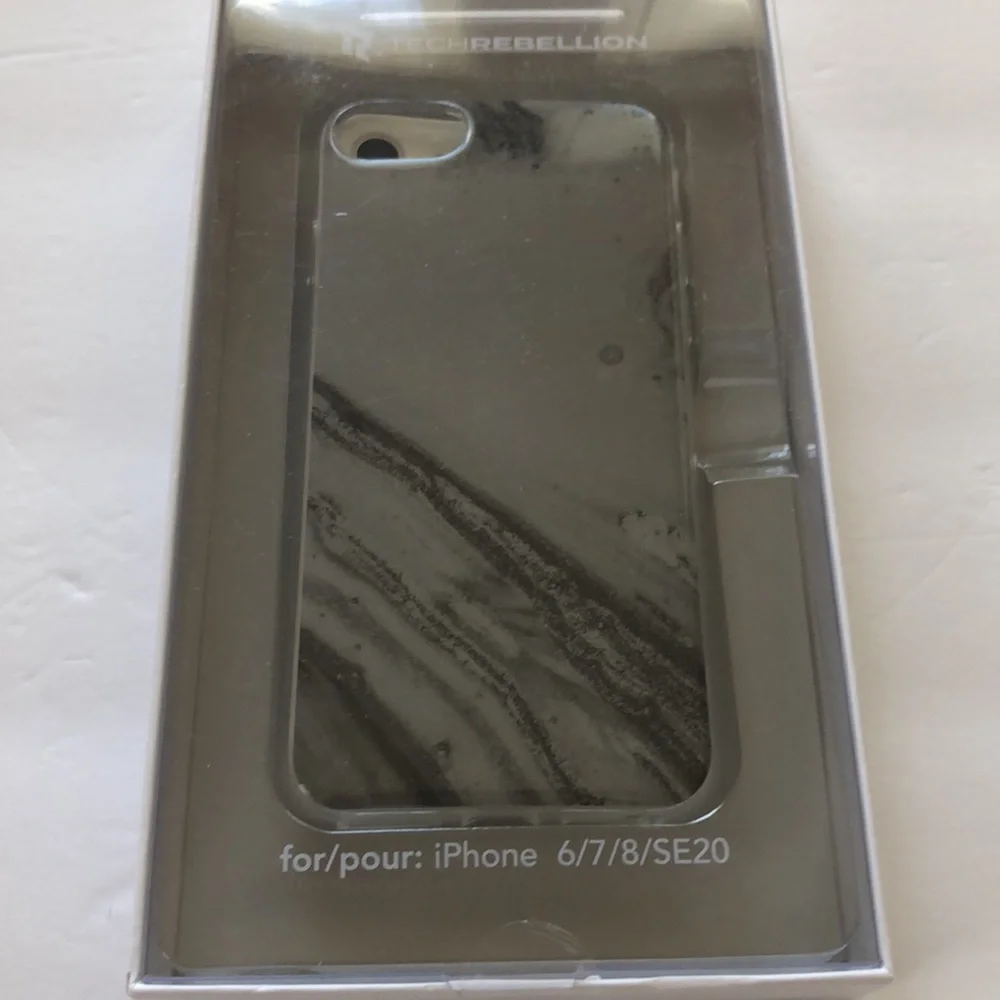 TECH REBELLION IPHONE CASE / UNISEX
